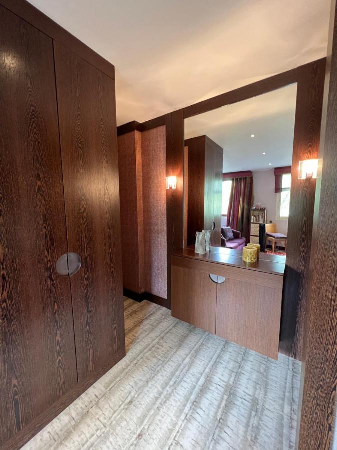 Studio Dans Le Quartier Luxe Neuilly-sur-Seine Exterior foto